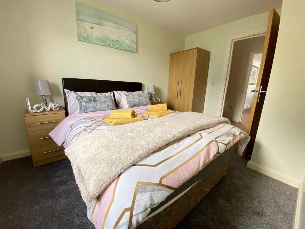 Lovely 2-Bedrooms Apartment Step To The Beach Swansea Exteriér fotografie