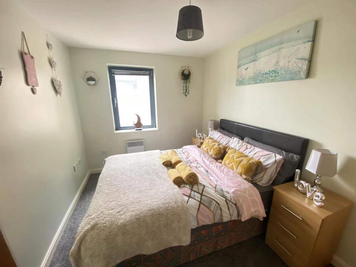 Lovely 2-Bedrooms Apartment Step To The Beach Swansea Exteriér fotografie